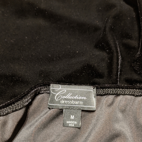 Dress Barn Collections size Medium soft ruffle top - Picture 4 of 5